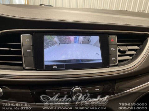 2022 Buick Enclave Essence