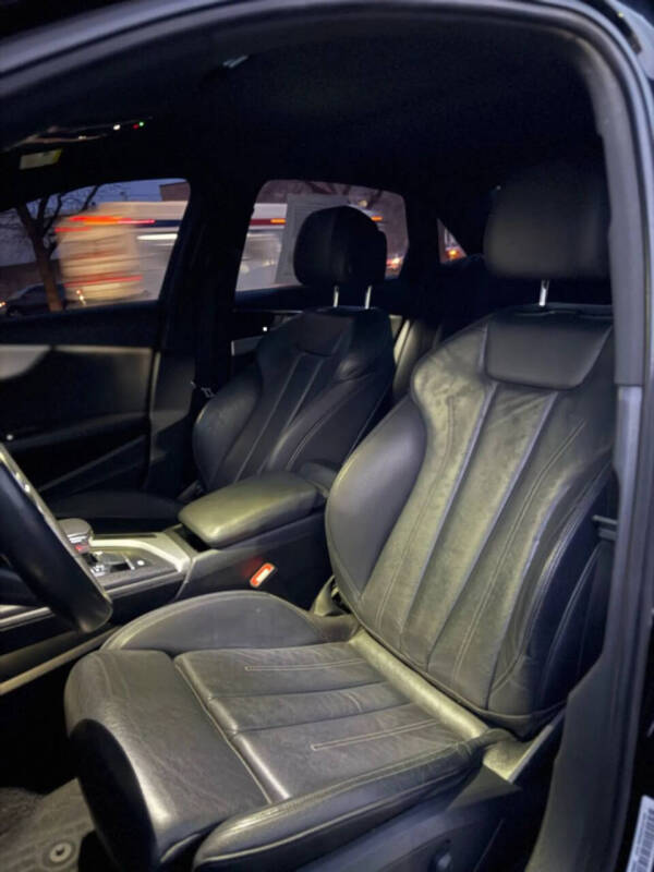 2019 Audi A4 quattro Premium Plus 45 TFSI