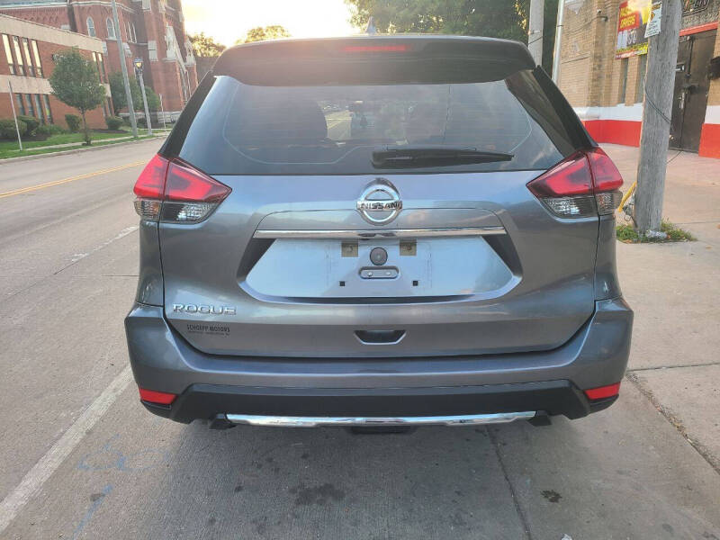 2017 Nissan Rogue S