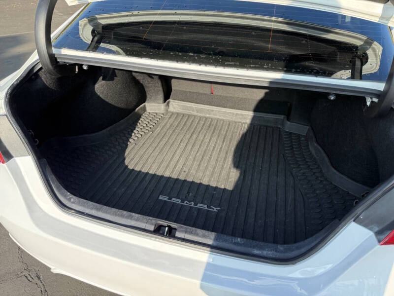 2024 Toyota Camry Hybrid