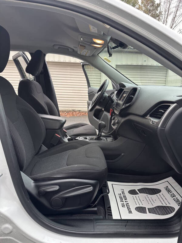 2019 Jeep Cherokee Latitude