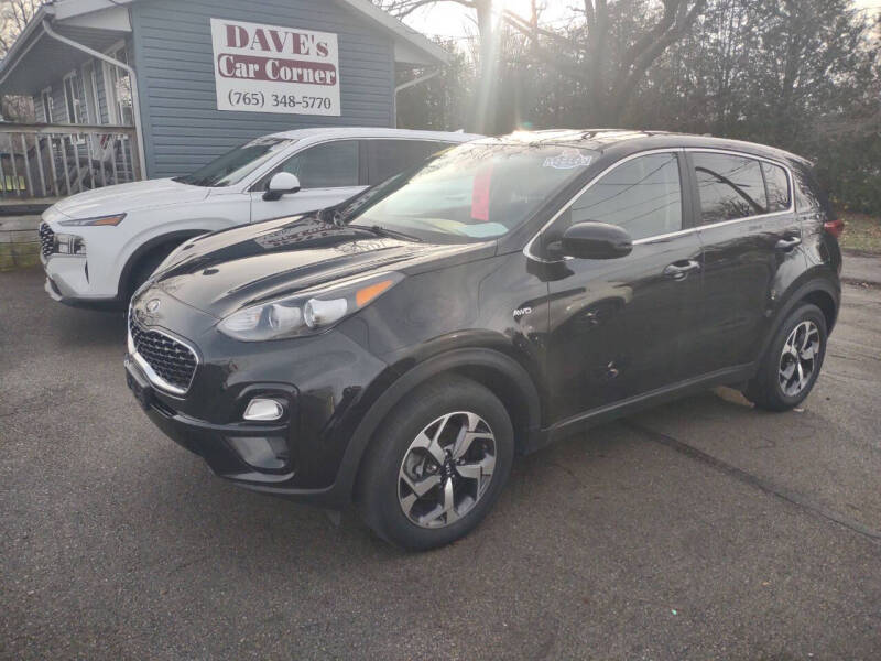 2022 Kia Sportage for sale at Dave's Car Corner in Hartford City IN