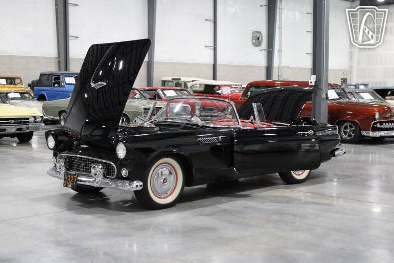1956 Ford Thunderbird
