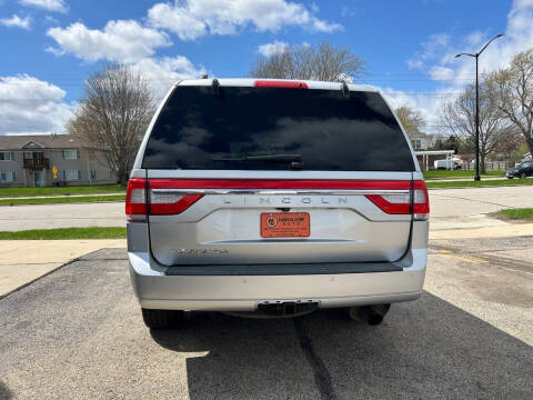 2017 Lincoln Navigator Select