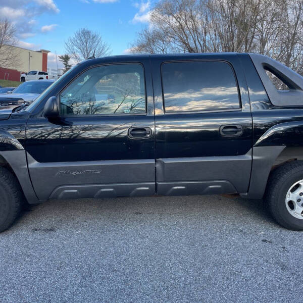 2005 Chevrolet Avalanche 1500 LS