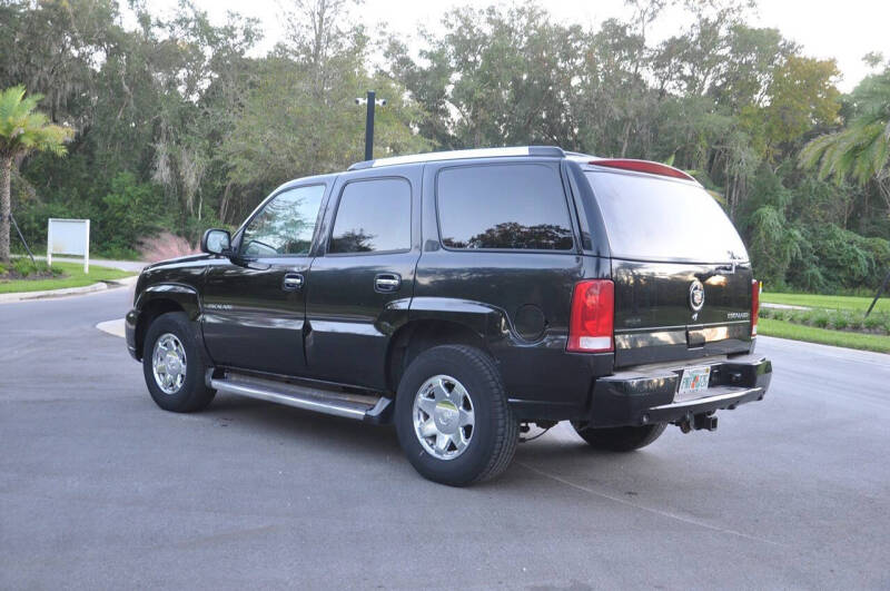 2003 Cadillac Escalade