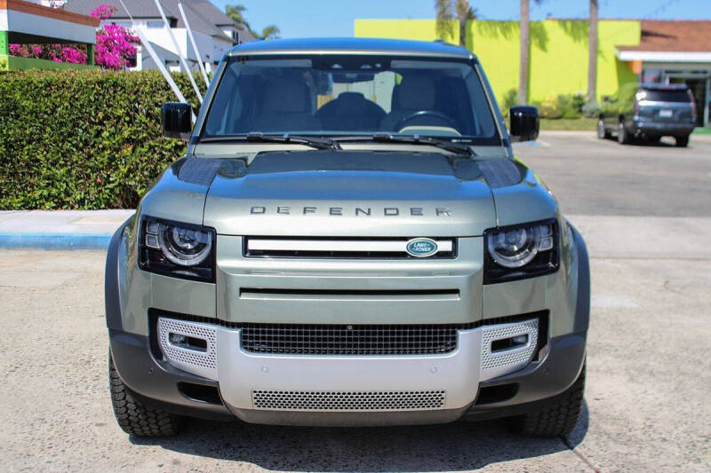 2021 Land Rover Defender 110 SE