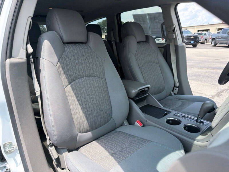 2016 Chevrolet Traverse LS