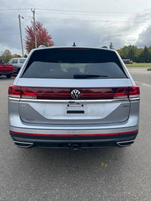 2024 Volkswagen Atlas SE 4Motion