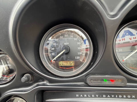 2013 Harley-Davidson TRIKE FLHTCUTG