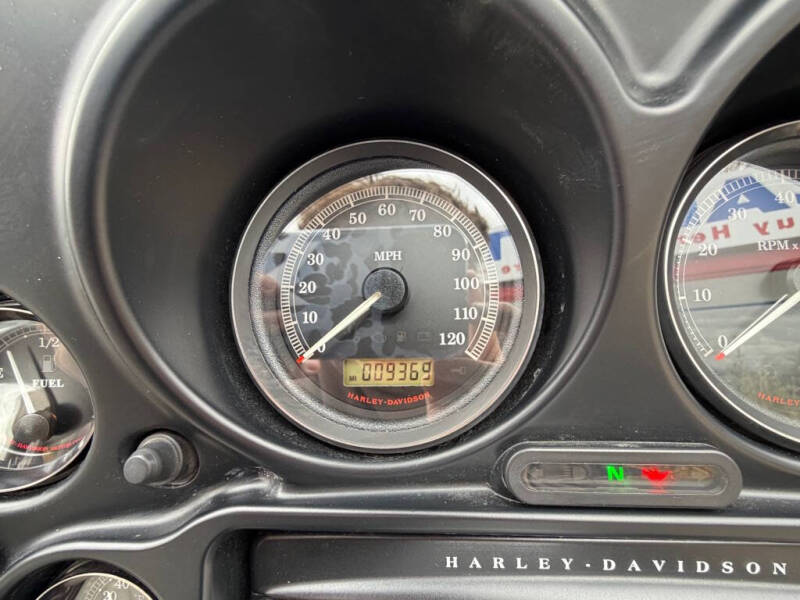 2013 Harley-Davidson TRIKE FLHTCUTG