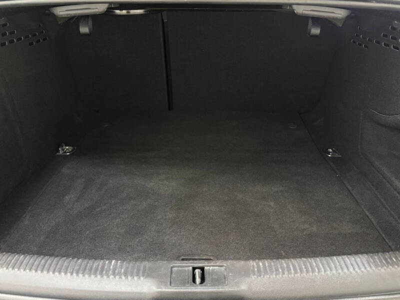 2016 Audi A4 2.0T quattro Premium