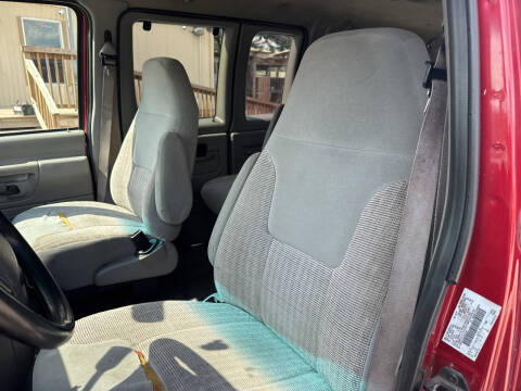 1999 Ford E-350 XLT SD