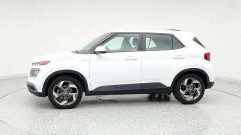 2021 Hyundai Venue SEL