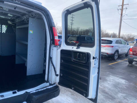 2020 Chevrolet Express 2500