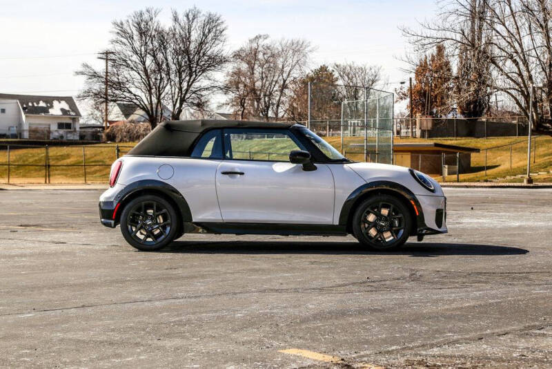 2026 MINI Convertible