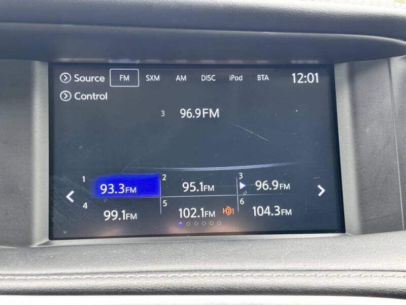 2018 Infiniti QX30 Premium