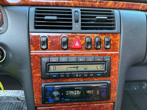 2000 Mercedes-Benz E-Class E 320