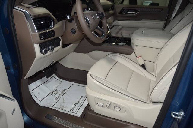 2025 GMC Yukon Denali