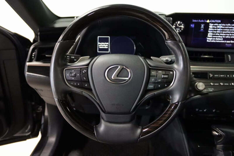 2021 Lexus ES 250