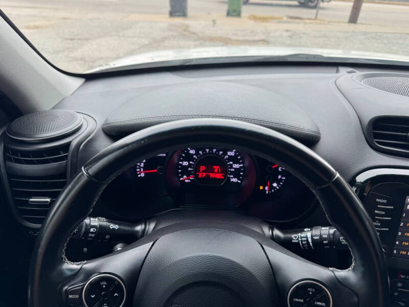 2018 Kia Soul +