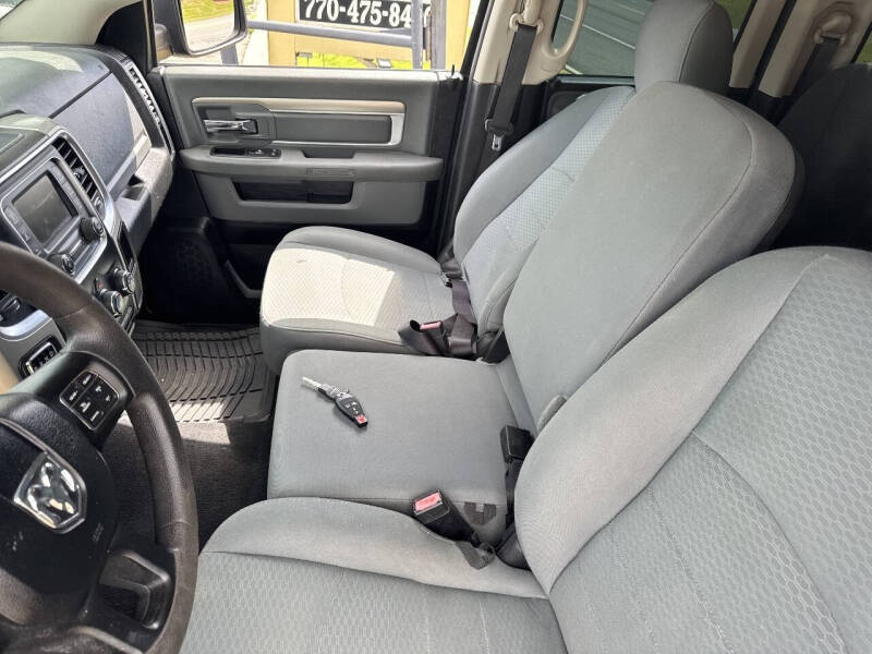 2016 RAM 1500 SLT