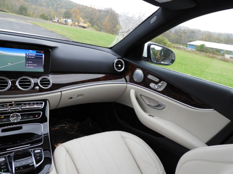 2017 Mercedes-Benz E-Class E 300 4MATIC