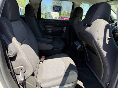 2017 Chevrolet Traverse LT