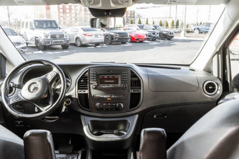 2020 Mercedes-Benz Metris Passenger