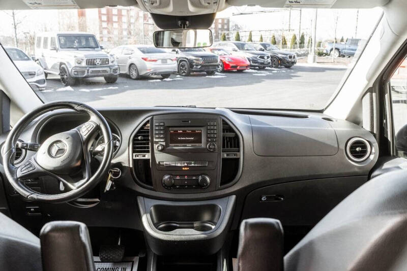 2020 Mercedes-Benz Metris Passenger