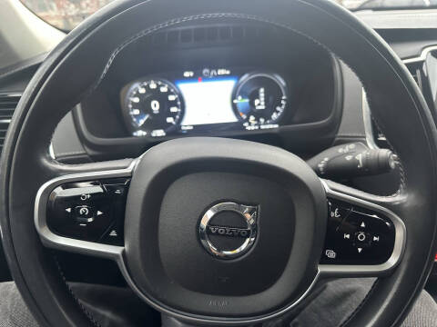 2017 Volvo XC90 T8 eAWD Inscription