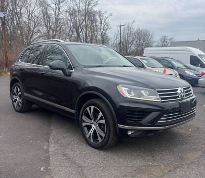2017 Volkswagen Touareg V6 Wolfsburg
