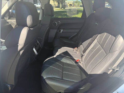 2017 Land Rover Range Rover Sport SE