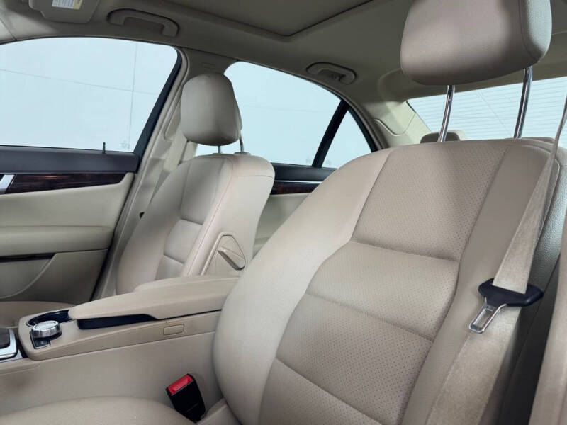 2012 Mercedes-Benz C-Class