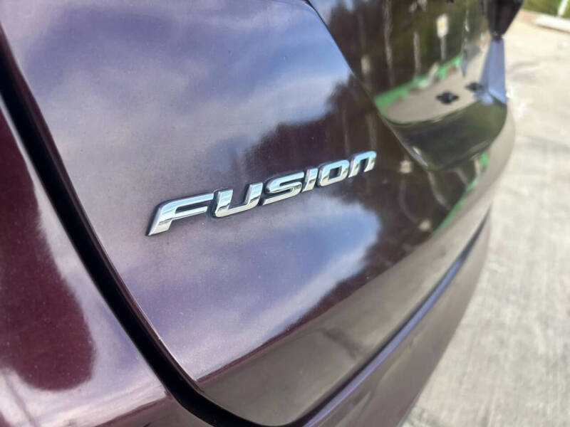 2013 Ford Fusion SE