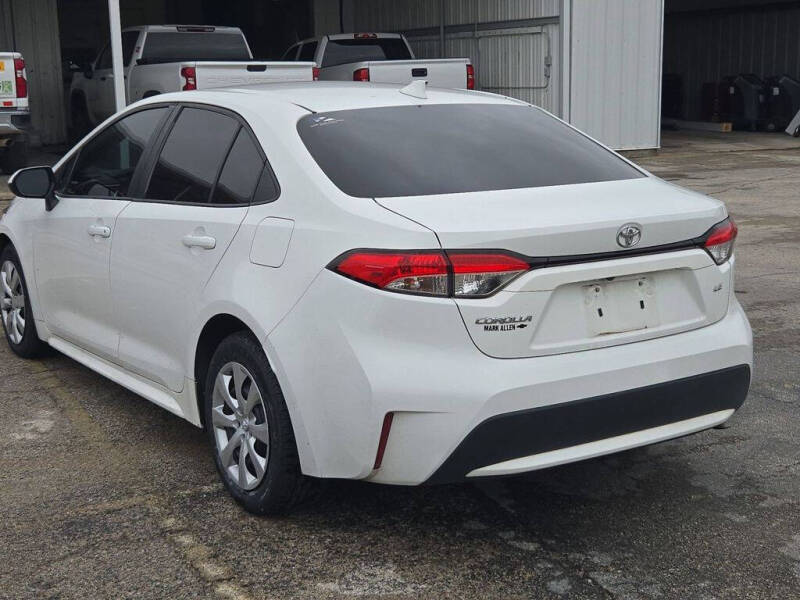 2020 Toyota Corolla LE