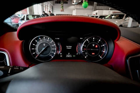 2022 Maserati Ghibli Modena Q4