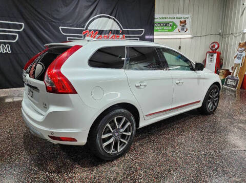 2017 Volvo XC60 T6 Dynamic