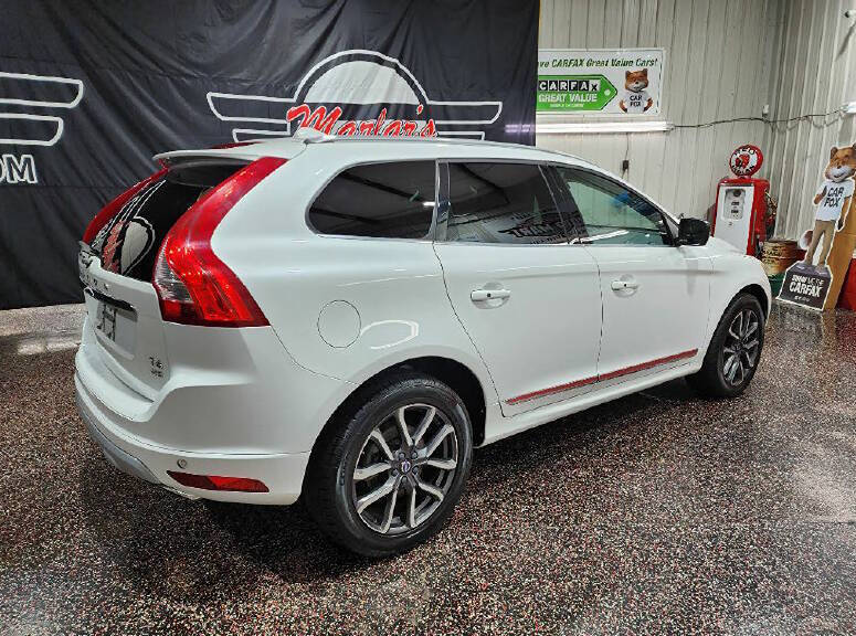 2017 Volvo XC60 T6 Dynamic