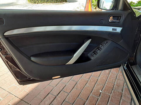 2014 Infiniti Q60 Convertible