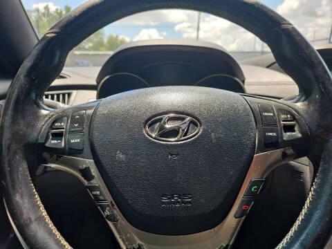 2013 Hyundai Genesis Coupe 2.0T Premium