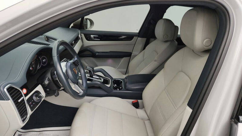 2022 Porsche Cayenne