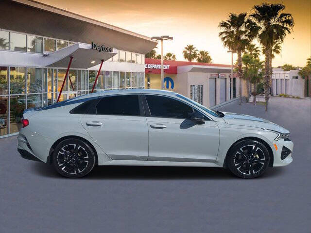 2023 Kia K5