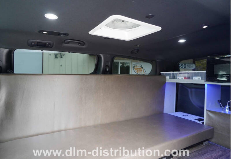 2025 Mini T Campervan Chrysler Pacifica AWD Camper V