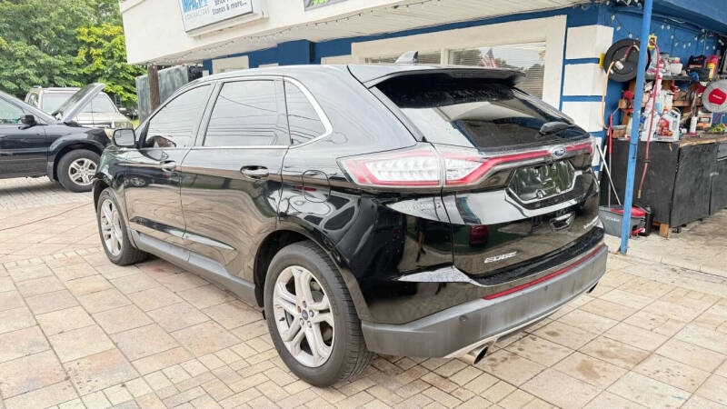 2018 Ford Edge Titanium