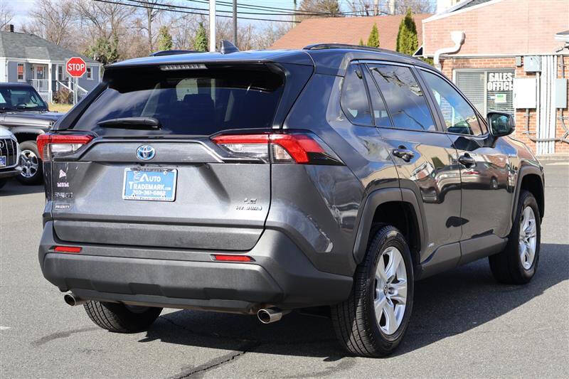 2021 Toyota RAV4 Hybrid LE
