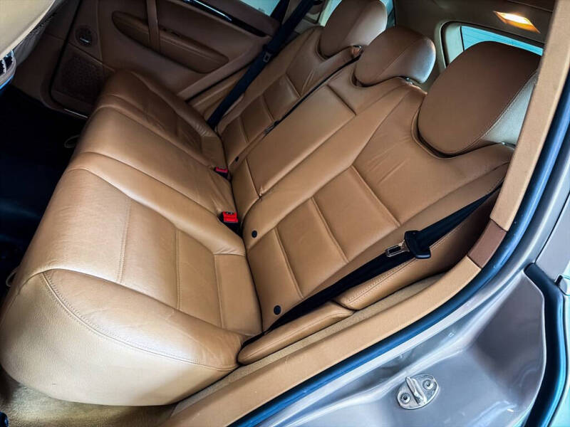 2005 Porsche Cayenne S