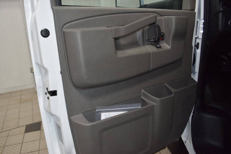 2025 Chevrolet Express 4500