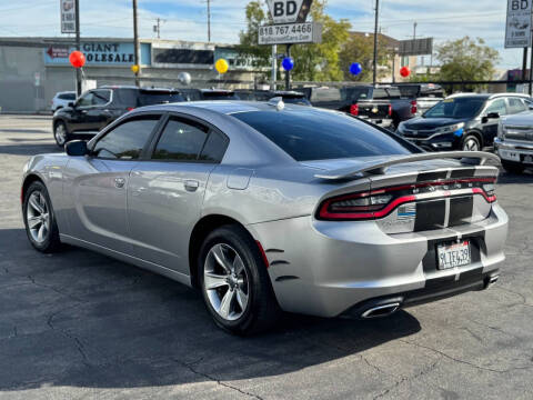 2017 Dodge Charger SXT