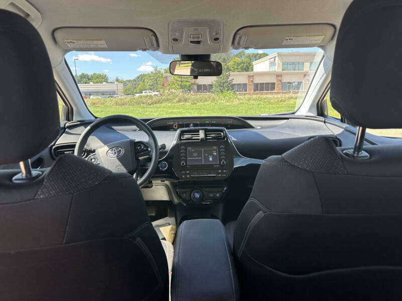 2022 Toyota Prius LE AWD-e